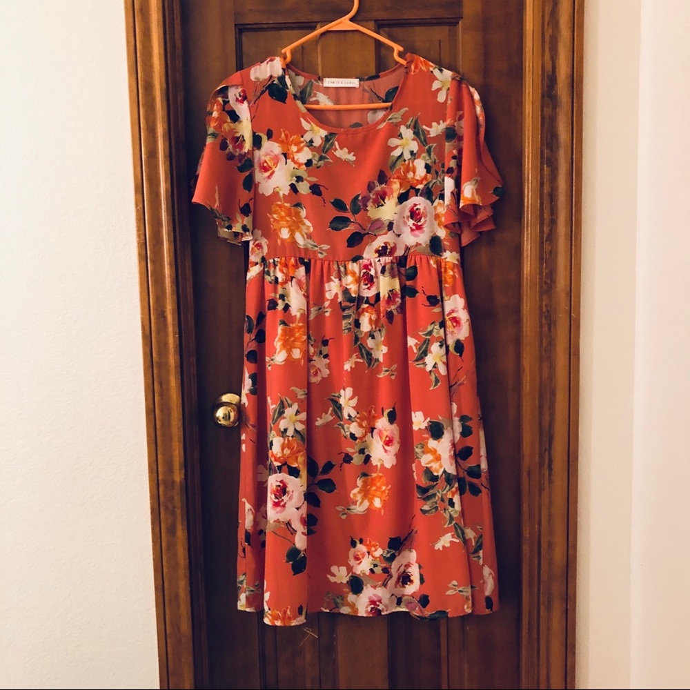 Floral boutique midi dress